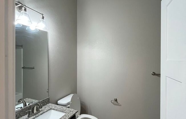 1 bed, 1 bath, 705 sqft, $1,400