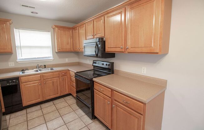 3 beds, 2 baths, $1,750