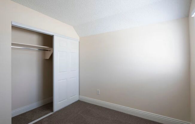 1 bed, 1 bath, 427 sqft, $2,300, Unit 223