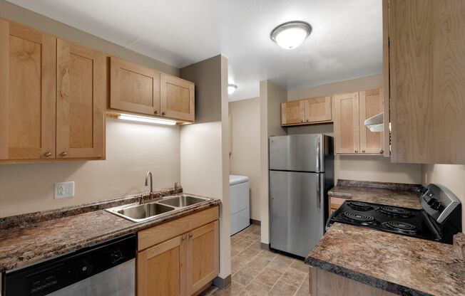 3 beds, 2 baths, 1,026 sqft, $1,450