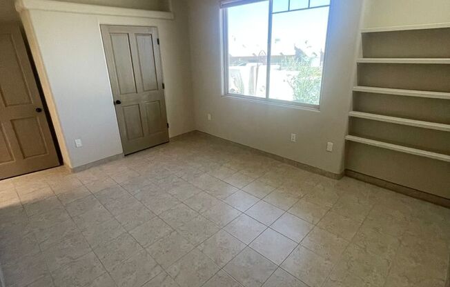 3 beds, 2 baths, $2,600