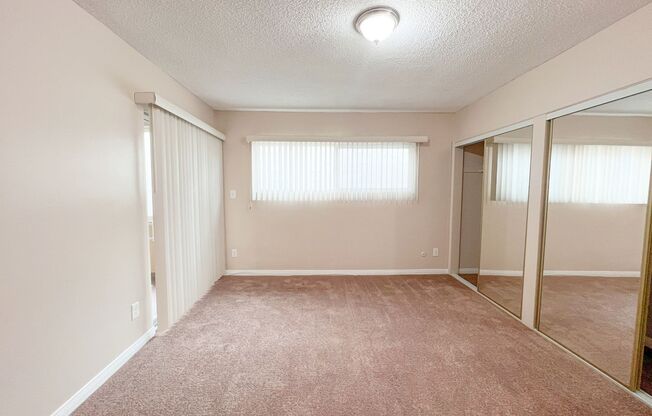 Modern 2-Bedroom Apartment in the Heart of Inglewood!