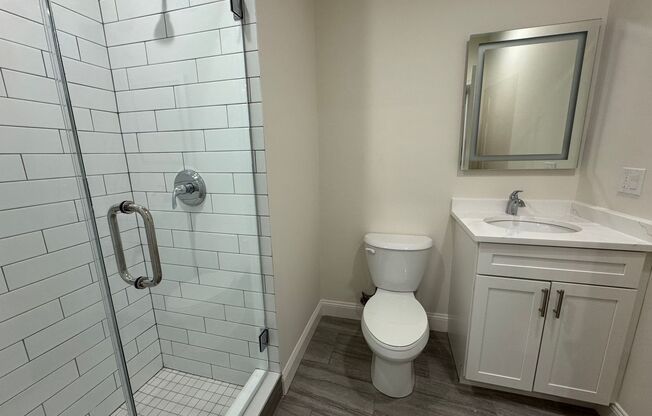 1 bed, 1 bath, $2,200, Unit 406