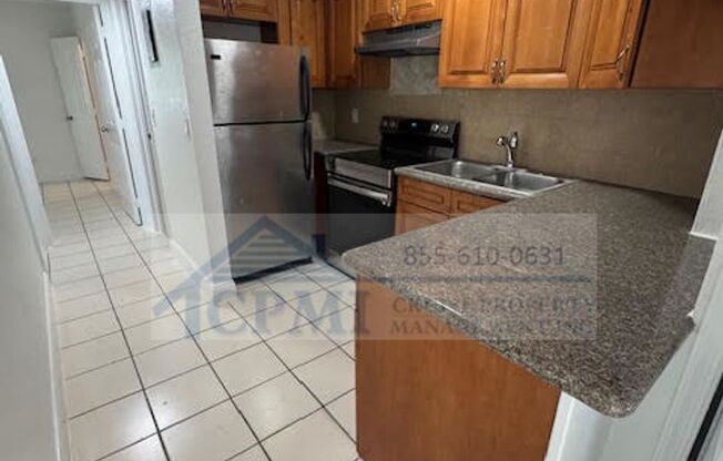 2 beds, 1 bath, 827 sqft, $1,825, Unit 647