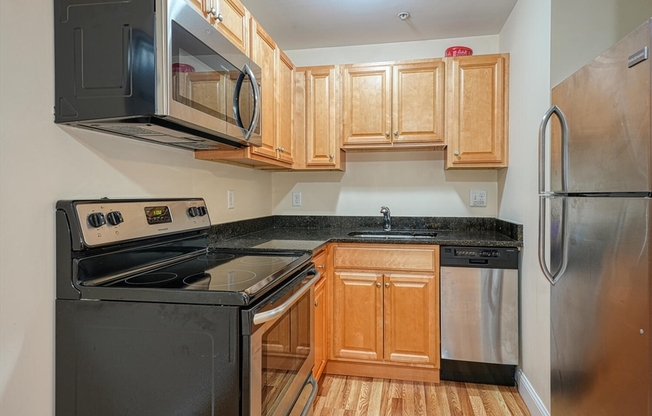 1 bed, 1 bath, 458 sqft, $1,800, Unit 2