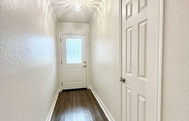 Beautiful and Spacious 4/2 Home in Richwood