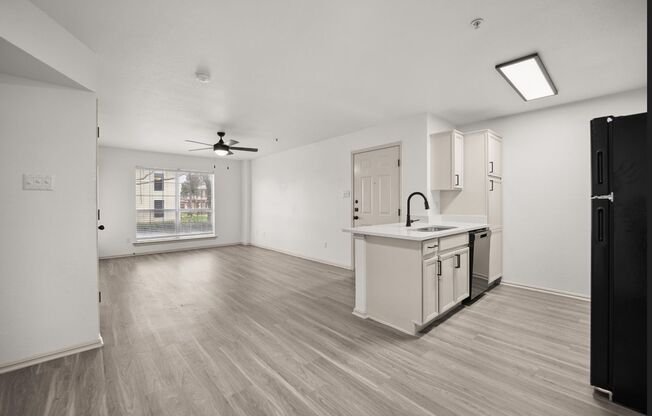 2 beds, 2 baths, $1,495, Unit 2208