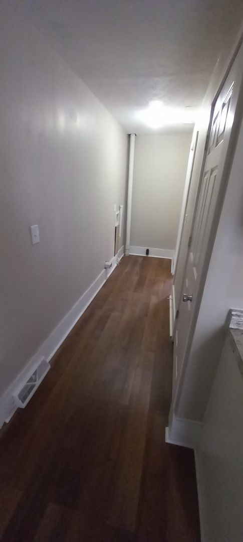 2 beds, 2 baths, $1,100