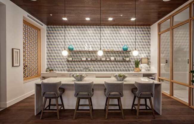 North Hollow Apartments Clubhouse Seating