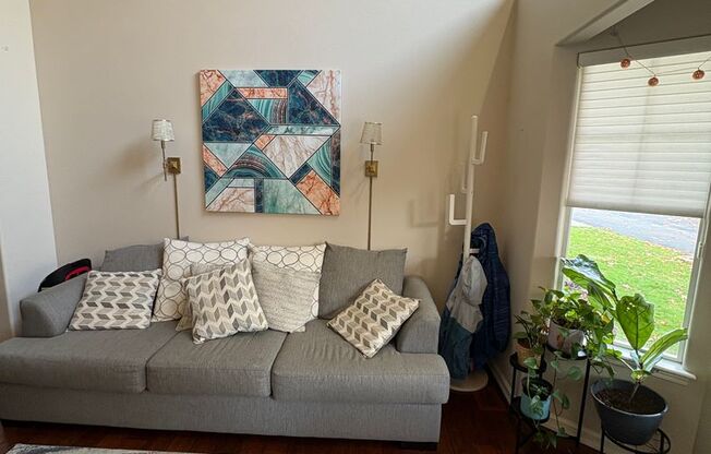 Bothell 2 story home with EV garage parking and Northshore Schools