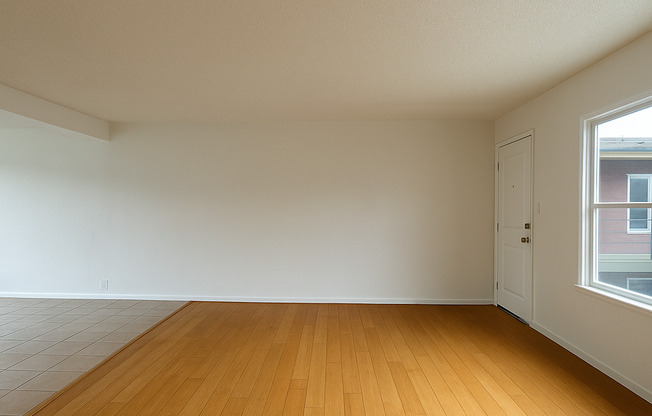 2 beds, 1 bath, $2,250, Unit Unit #5