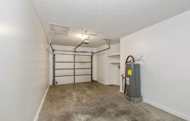 2 beds, 1 bath, 950 sqft, $1,400, Unit 1021 Parkside Court South