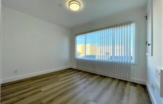 Studio, 1 bath, 250 sqft, $1,250, Unit Rm 2