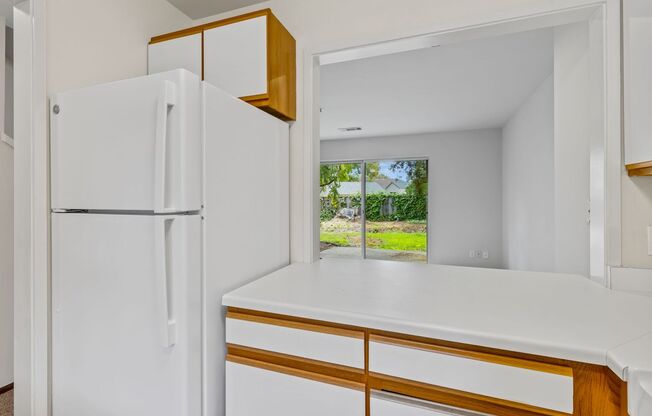 1 bed, 1.5 baths, $2,200, Unit 3