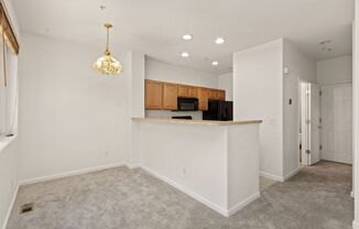 3 beds, 2.5 baths, $2,395, Unit # K