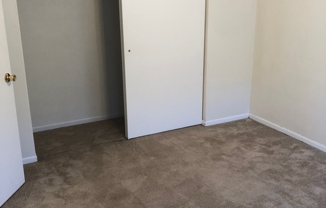 1 bed, 1 bath, 550 sqft, $650