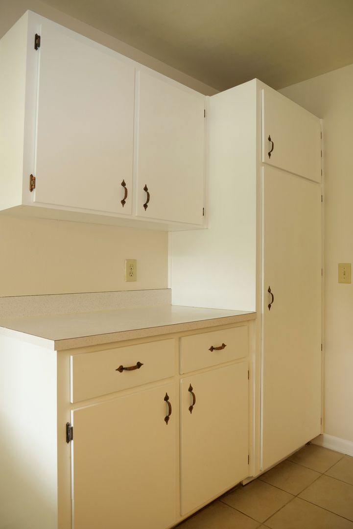 Clean, Bright & Move-In Ready! 3-Bedroom Home in Convenient Orlando Location