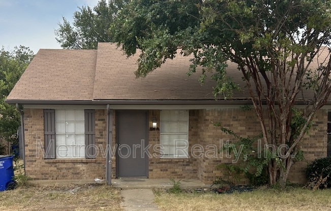 105 PINE MDW DR