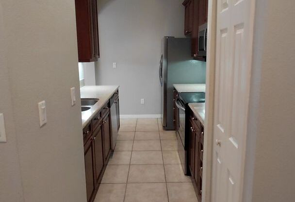 3 Bedroom, 2 Bath Condo in Lakeside at Lakes of Windermere