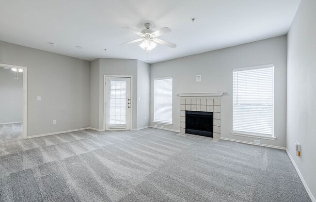 2 beds, 2 baths, 1,003 sqft, $1,827, Unit 0322