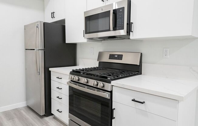 2 beds, 2 baths, 1,150 sqft, $3,098, Unit 120
