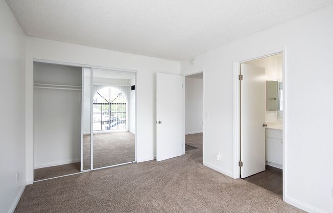 1 bed, 1 bath, 550 sqft, $1,950, Unit D104