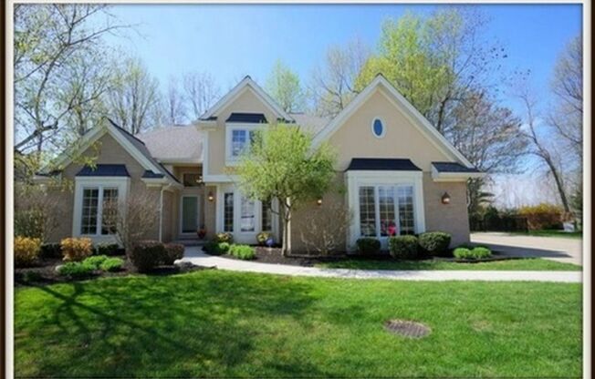 62 PINELAKE DR