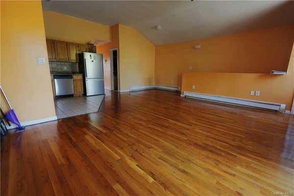 3 beds, 2 baths, 1,200 sqft, $3,500, Unit 2