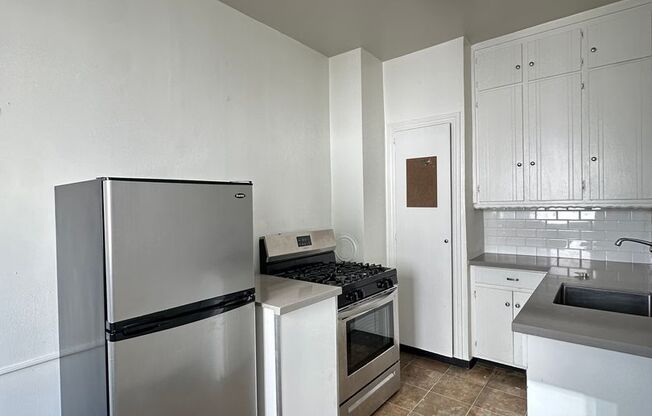 Studio, 1 bath, 309 sqft, $1,650, Unit 601