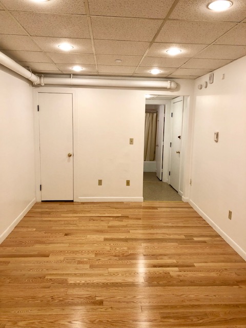 Studio, 1 bath, , $2,095, Unit B