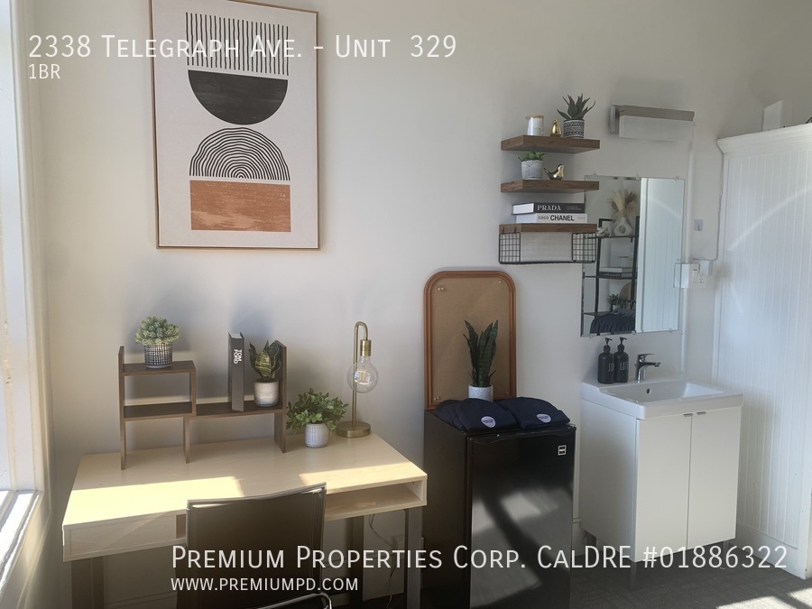 2338 TELEGRAPH AVE