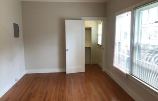 1 bed, 1 bath, $2,395, Unit Apt 03