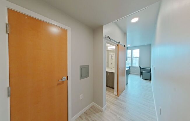Studio, 1 bath, 261 sqft, $925, Unit 209