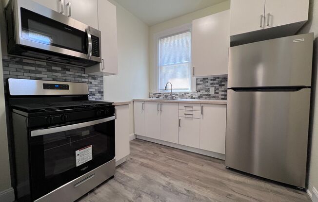 Updated 2BR 1 Bath townhouse with yard!