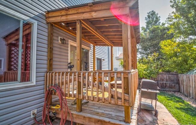 Spacious 3 bedroom home in the heart of Morrison!