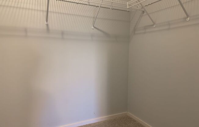 2 beds, 2 baths, 1,010 sqft, $1,710, Unit 2 - 117