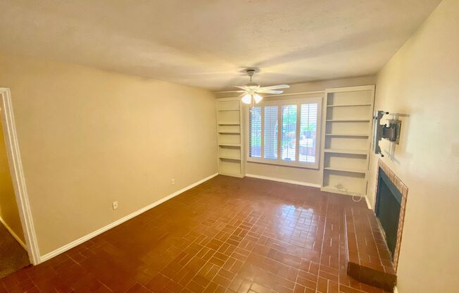 Downtown Austin: 2BD 1.1BA Condo for Lease