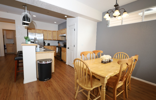 2507 LYNNHAVEN LN