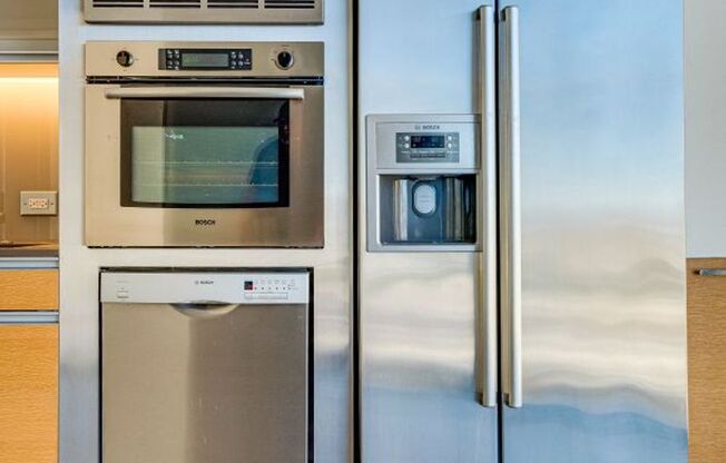 1 bed, 1 bath, $3,100, Unit # 1407