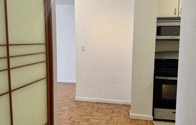 403 E 62 ST