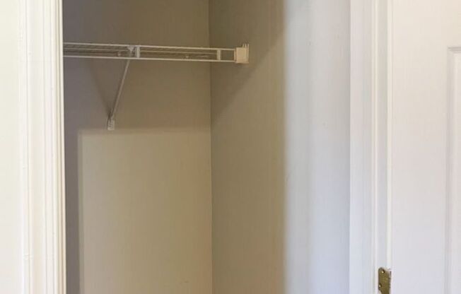 330 Delafield Pl NW Unit 2