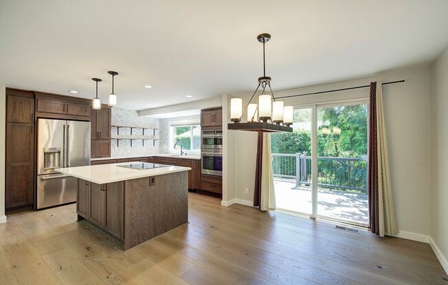 4Bd/2.5Ba Kirkland House