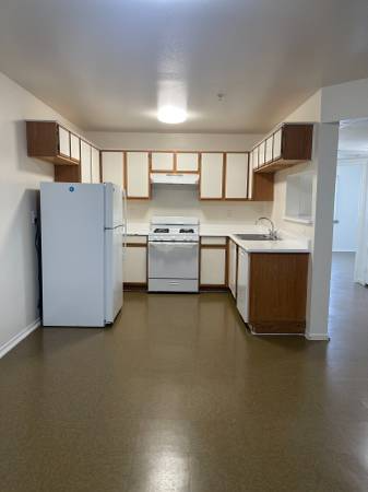 522 W 127 ST
