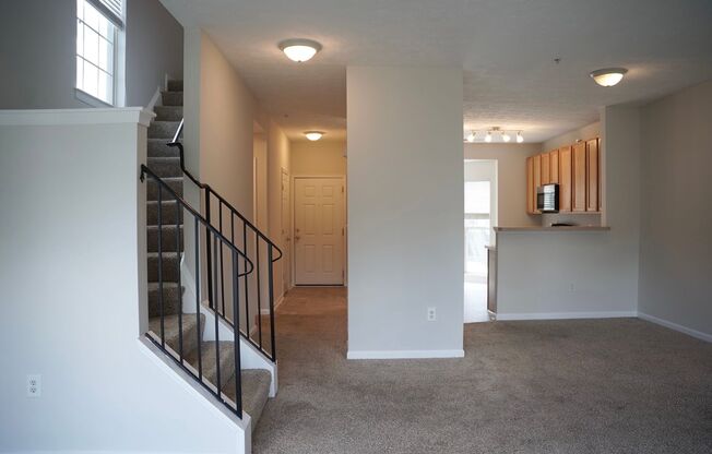 Beautiful 3 BR/ 2.5 BA EOG Townhome in Crain Summit!