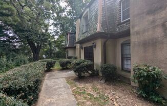 2 beds, 1 bath, $1,199