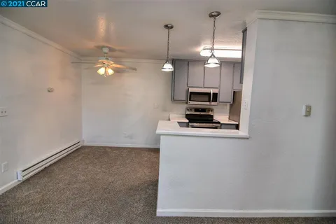 353 LIGHTHOUSE DR