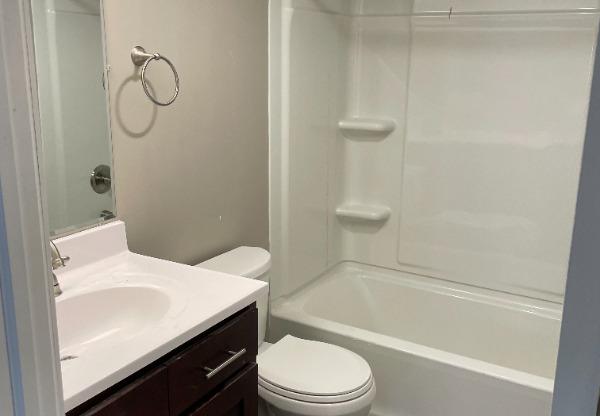 4668 TALMADGE GRN RD