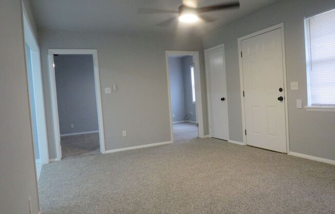 3 beds, 1 bath, $1,200