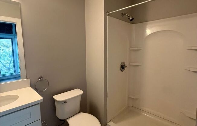 2 beds, 2 baths, 813 sqft, $2,575, Unit 205