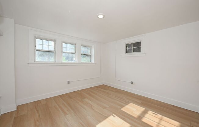 1 bed, 1 bath, 600 sqft, $970, Unit Unit 101